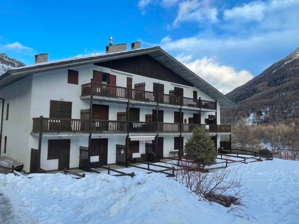 appartamento in vendita a Pragelato in zona Souchères Basses