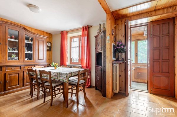 appartamento in vendita a Pragelato in zona Souchères Basses