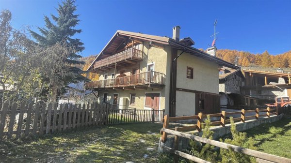 appartamento in vendita a Pragelato in zona Plan
