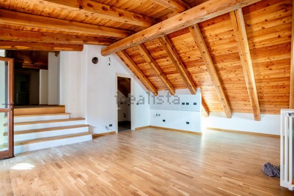 appartamento in vendita a Pragelato in zona Souchères Basses