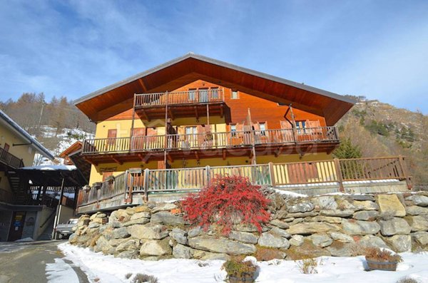 appartamento in vendita a Pragelato in zona Souchères Basses