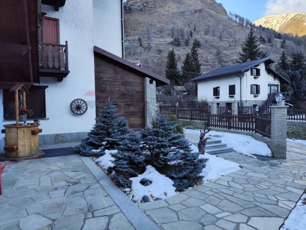intera palazzina in vendita a Pragelato in zona Rif