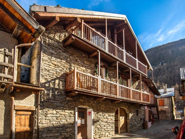 appartamento in vendita a Pragelato in zona Souchères Basses