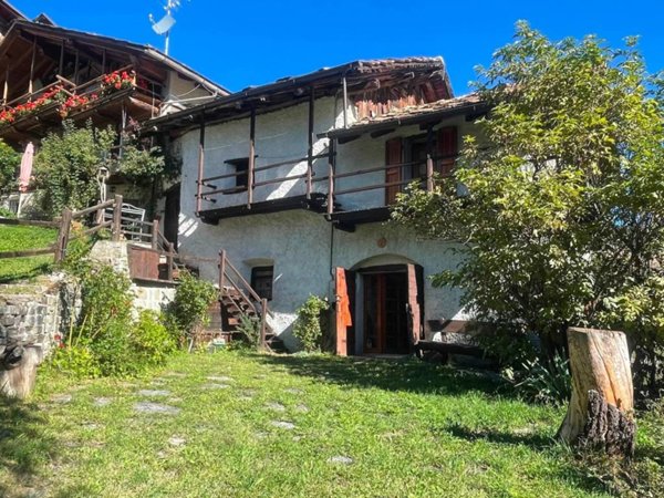 casa indipendente in vendita a Pragelato in zona Chezal