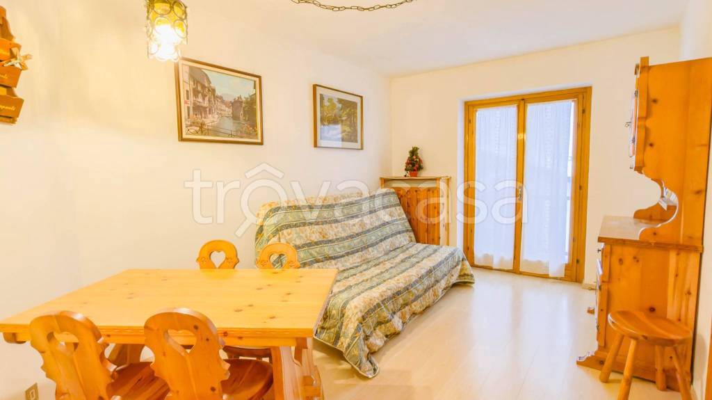 appartamento in vendita a Prali