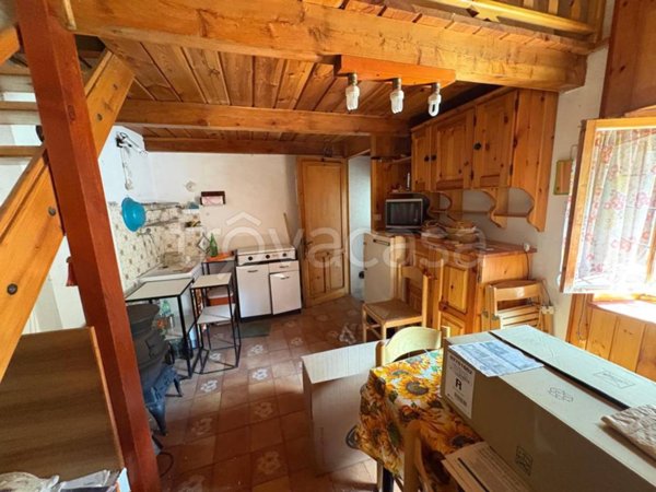casa indipendente in vendita a Prali in zona Malzat