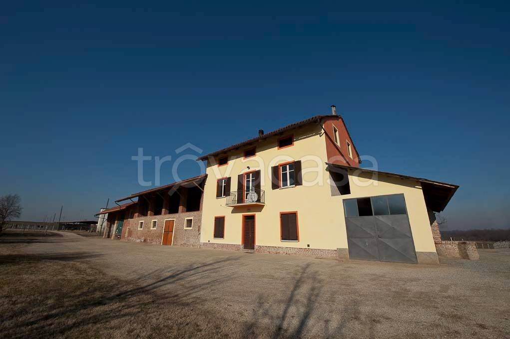 ufficio in vendita a Pralormo