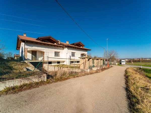 casa indipendente in vendita a Pralormo