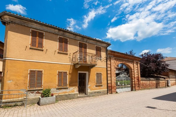 casa indipendente in vendita a Pralormo