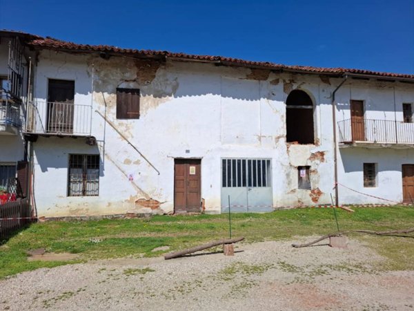 casa indipendente in vendita a Pralormo