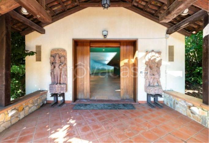 locale commerciale in vendita a Pralormo