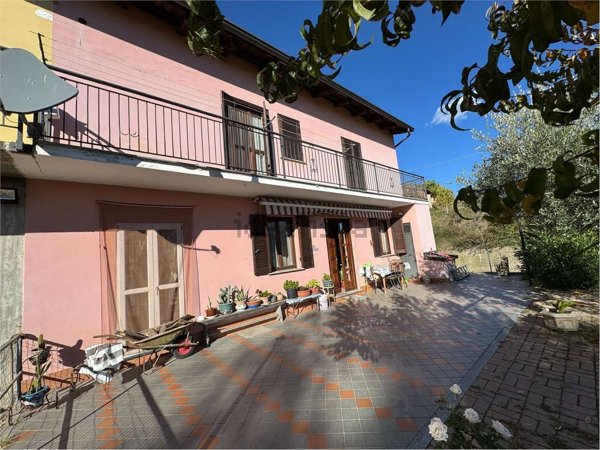 casa indipendente in vendita a Pralormo