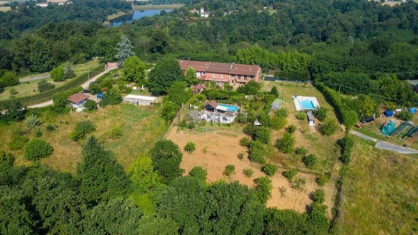 casa indipendente in vendita a Pralormo