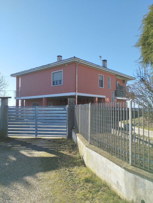 casa indipendente in vendita a Pralormo