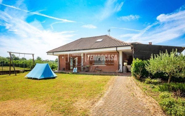 casa indipendente in vendita a Pralormo