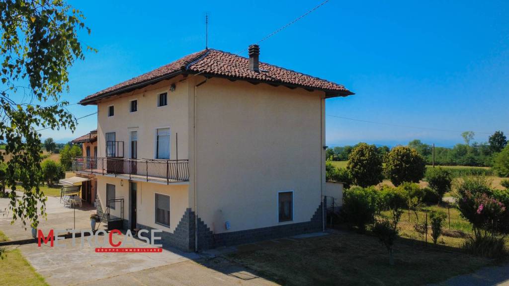 casa indipendente in vendita a Pralormo
