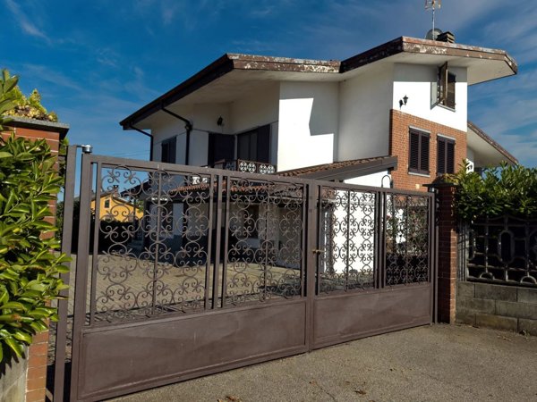 casa indipendente in vendita a Pralormo