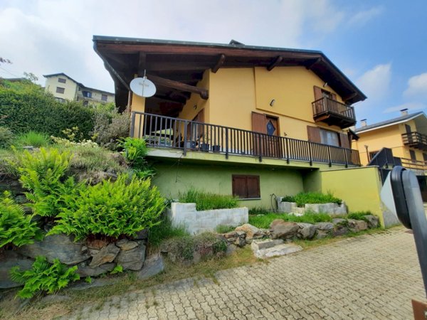 casa indipendente in vendita a Pramollo