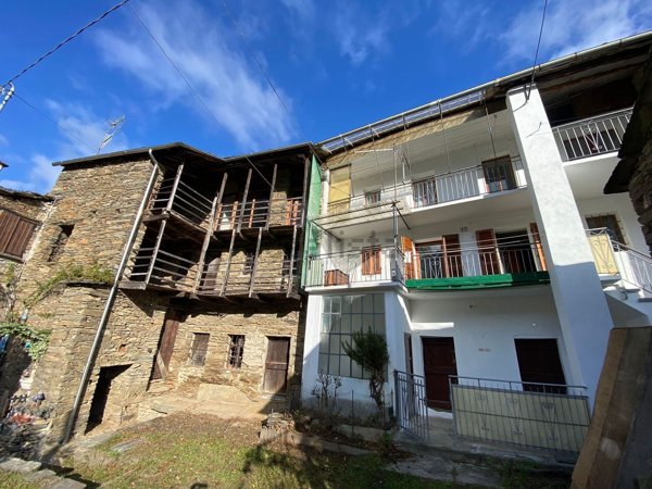 casa semindipendente in vendita a Pramollo