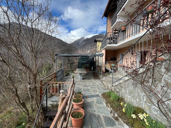 casa indipendente in vendita a Pramollo