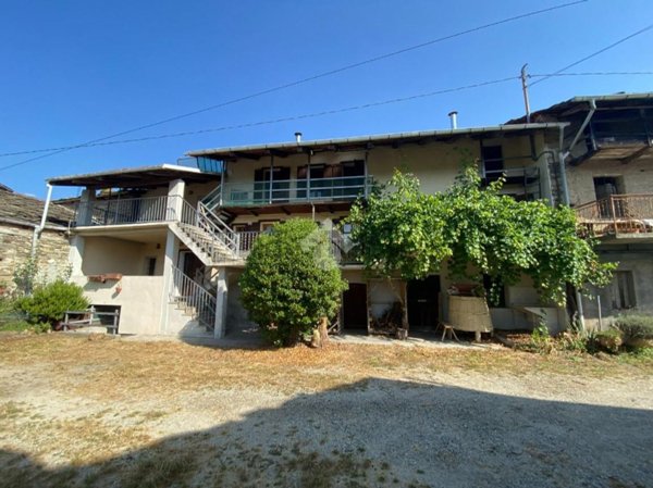 casa semindipendente in vendita a Prarostino