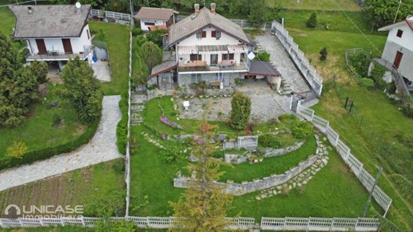 casa indipendente in vendita a Prarostino