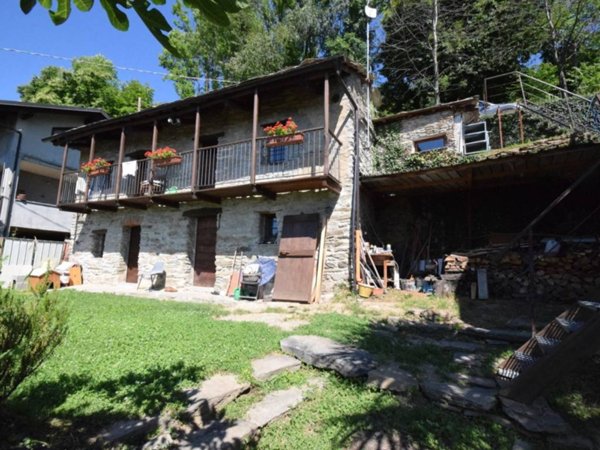casa indipendente in vendita a Prarostino