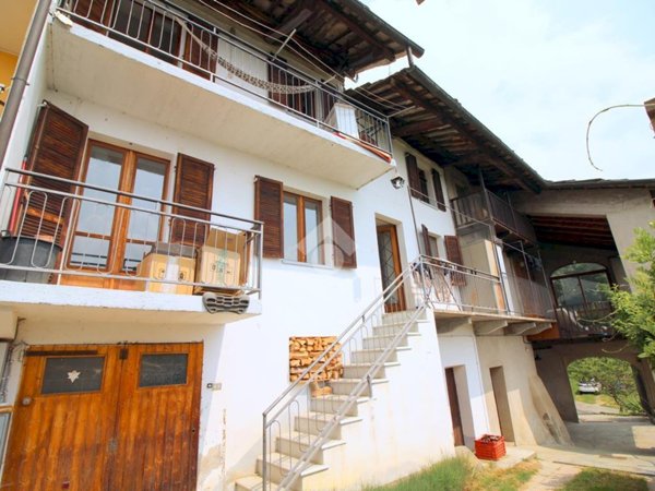 casa semindipendente in vendita a Prarostino