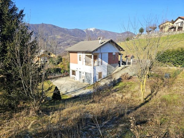 casa indipendente in vendita a Prarostino