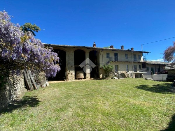 casa semindipendente in vendita a Prarostino in zona Gay