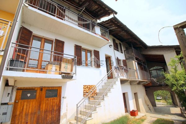 casa indipendente in vendita a Prarostino