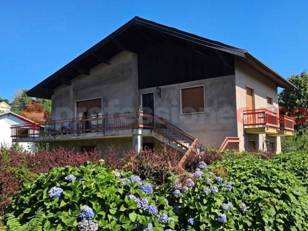 casa indipendente in vendita a Prarostino