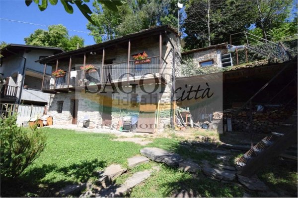 casale in vendita a Prarostino