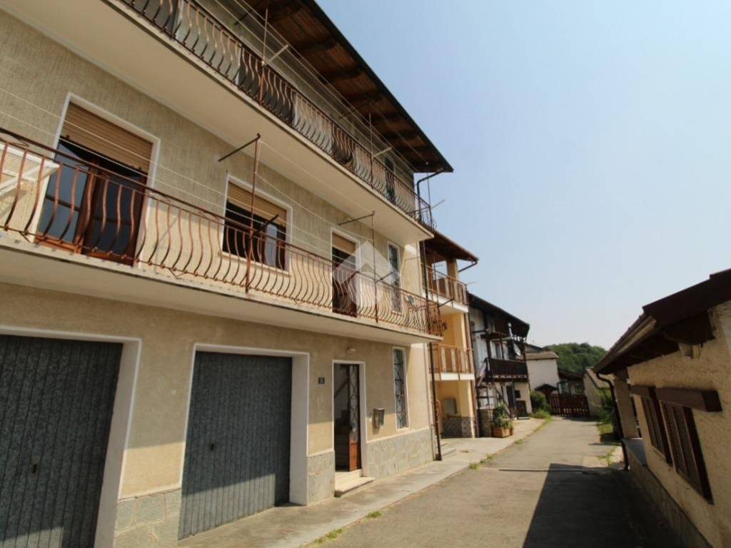 appartamento in vendita a Prarostino in zona Collaretto