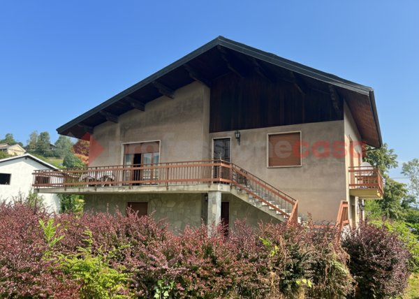 casa indipendente in vendita a Prarostino