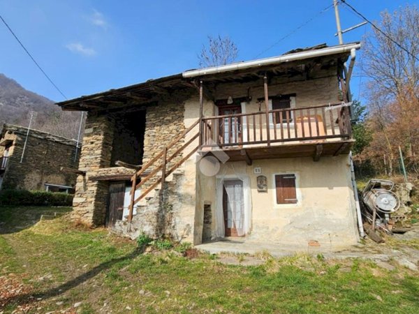 casa indipendente in vendita a Prarostino