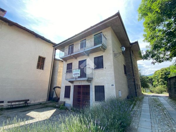 casa indipendente in vendita a Prarostino