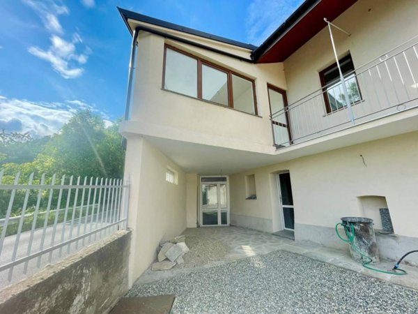 casa indipendente in vendita a Prarostino