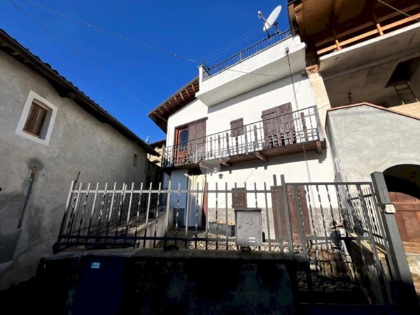 casa semindipendente in vendita a Quagliuzzo