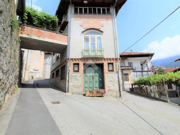 casa semindipendente in vendita a Quassolo