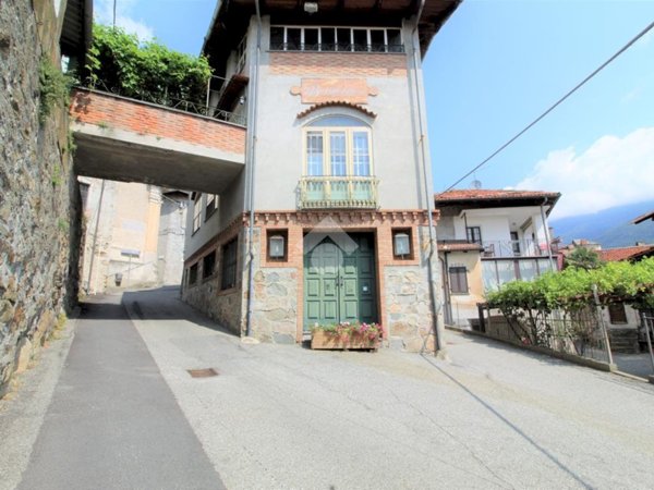 casa semindipendente in vendita a Quassolo