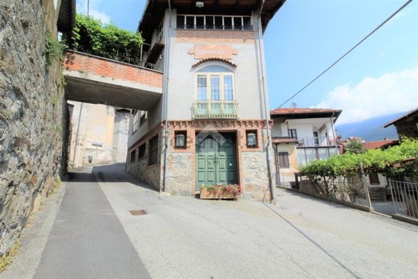 casa semindipendente in vendita a Quassolo