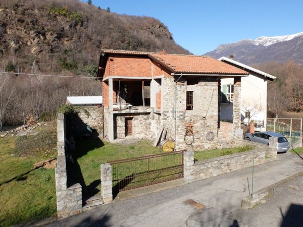 appartamento in vendita a Quassolo