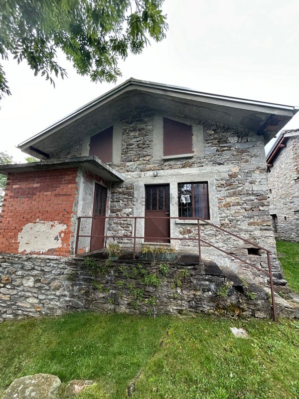 appartamento in vendita a Quincinetto