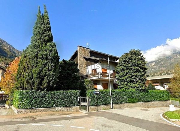 appartamento in vendita a Quincinetto