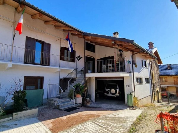 casa indipendente in vendita a Reano