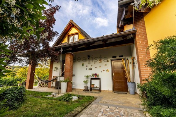 casa indipendente in vendita a Reano
