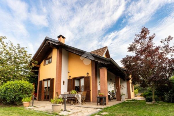 casa indipendente in vendita a Reano