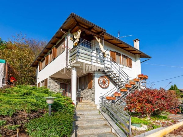 casa indipendente in vendita a Reano