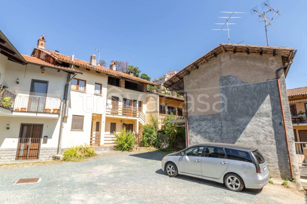 casa indipendente in vendita a Reano